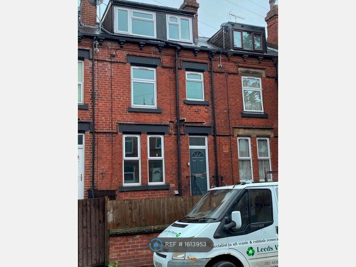 2 Bedroom Terraced House To Rent In Arthington View, Leeds, LS10