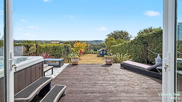 4 Bedroom Detached House For Sale In Cherry Tree Drive, Brixton, PL8