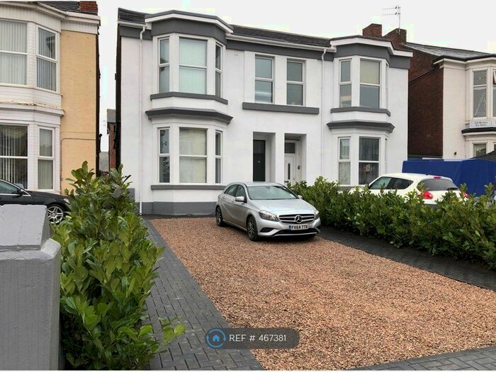 5 Bedroom Semi-Detached House To Rent In Bath Street, Southport, PR9