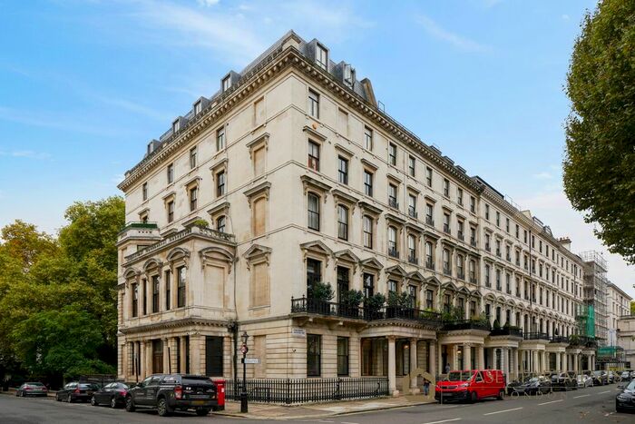1 Bedroom Flat To Rent In Ennismore Gardens, London, SW7