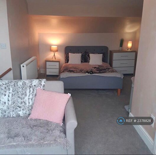 Studio To Rent In Abbeydale Road, Sheffield, S7