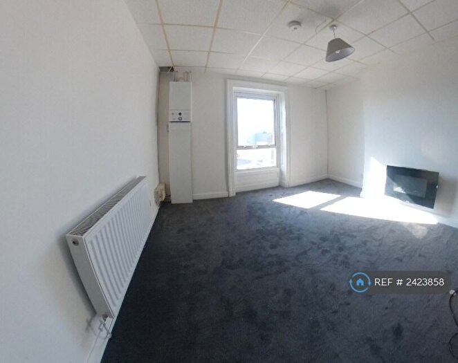 1 Bedroom Flat To Rent In Longcauseway, Bolton, BL4