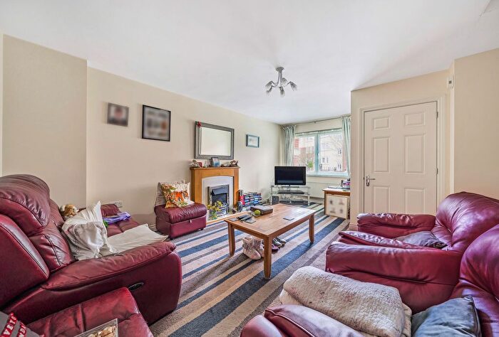 3 Bedroom Terraced House For Sale In Addison Road, Tunbridge Wells, Kent, TN2
