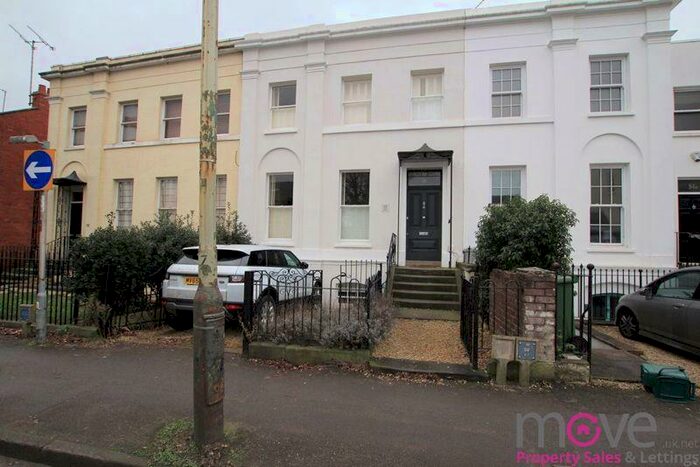 2 Bedroom Apartment To Rent In Hewlett Road, Cheltenham, GL52