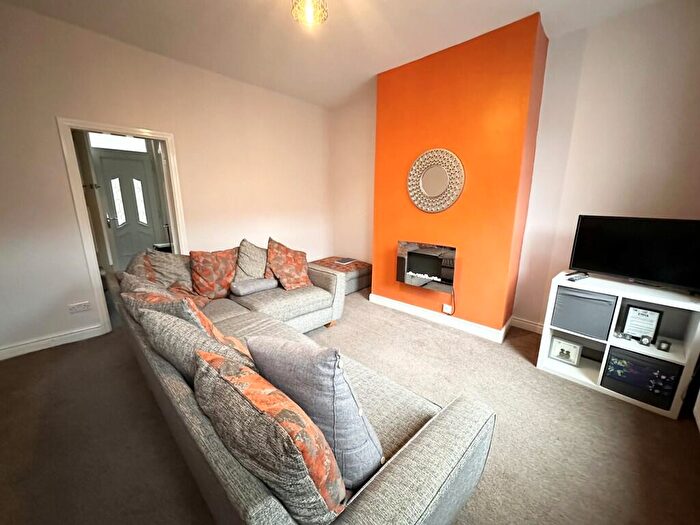 2 Bedroom Terraced House For Sale In Richmond Street, Todmorden, OL14