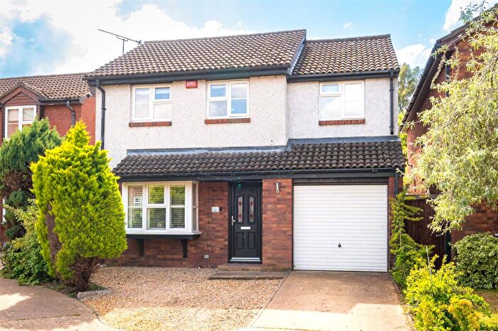 4 Bedroom Detached House For Sale In Northway, Wokingham, Berkshire, RG41
