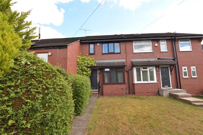3 Bedroom Terraced House For Sale In Kendal Rise, Leeds, LS3