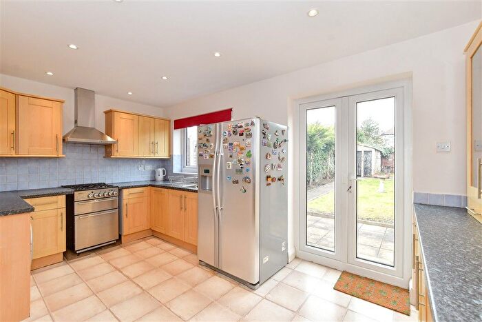 3 Bedroom Terraced House For Sale In Brian Road, Chadwell Heath, Essex, RM6