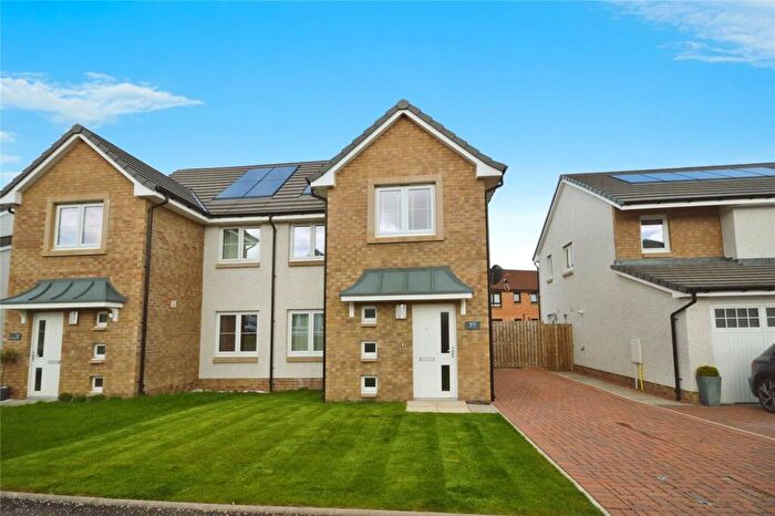 3 Bedroom Semi-Detached House To Rent In Monteith Avenue, Stirling, Stirlingshire, FK7