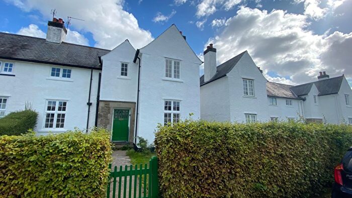 3 Bedroom Semi-detached House For Sale In Y Groes, Rhiwbina, Cardiff, CF14