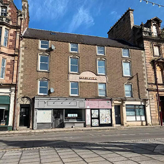 2 Bedroom Flat To Rent In James Square Crieff, PH7