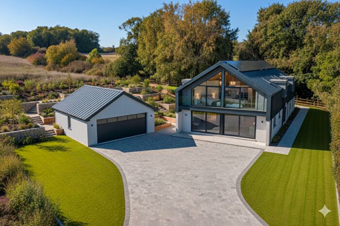 5 Bedroom Detached House For Sale In Willow Brook Barn, Sharnbrook, Bedfordshire, MK44