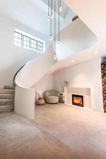 6 Bedroom Detached House For Sale In Whitebarn Road, Alderley Edge, SK9