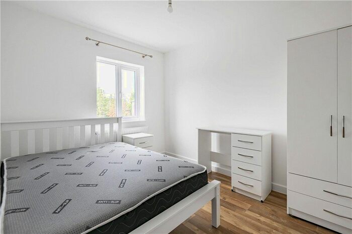 1 Bedroom Property To Rent In Canterbury Road, Guildford, Surrey, GU2