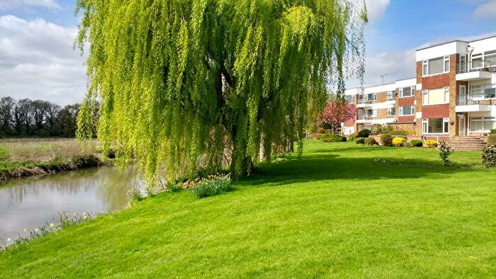 2 Bedroom Flat To Rent In The Leys, Esher Road, Hersham, Walton-On-Thames, KT12