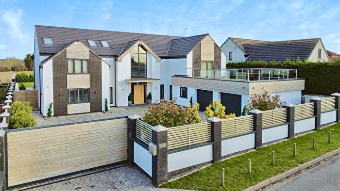 5 Bedroom Detached House For Sale In Cumbrae, Mattersey Road, Everton, Doncaster, DN10