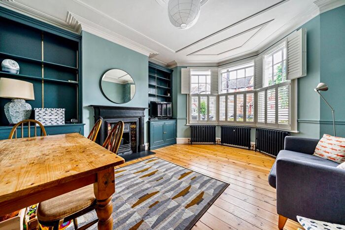 3 Bedroom Terraced House To Rent In Belsize Avenue, London, N13