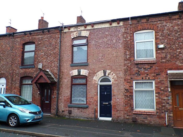 2 Bedroom Terraced House For Sale In Stott Street, Failsworth, Manchester, M35