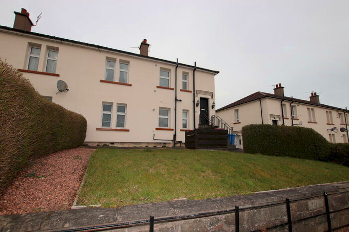 2 Bedroom Flat To Rent In Craigie Avenue, Dundee, DD4