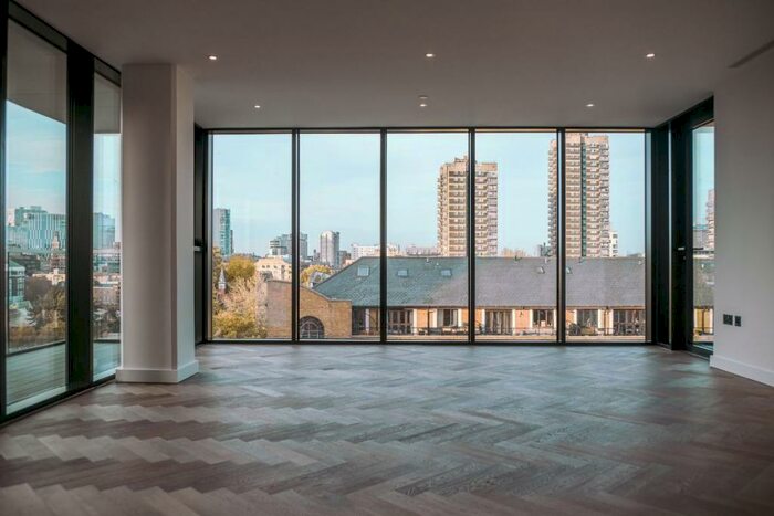 2 Bedroom Apartment To Rent In Merino Gardens, London, E1W