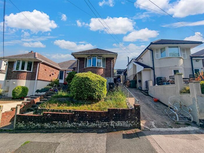 2 Bedroom Semi-Detached Bungalow For Sale In Budshead Road, Plymouth, PL5