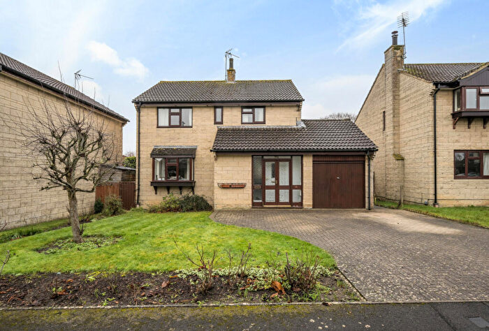 4 Bedroom Detached House For Sale In Vayre Close, Chipping Sodbury, Bristol, Gloucestershire, BS37