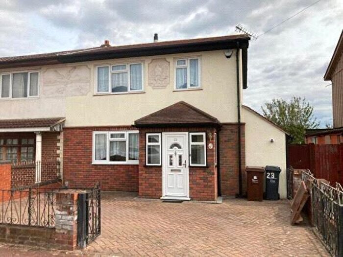 3 Bedroom Semi-Detached House To Rent In Canberra Crescent, Dagenham, RM10