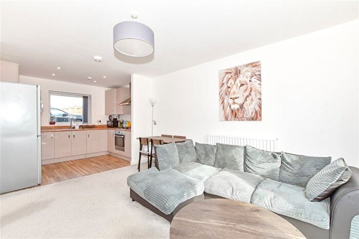 1 Bedroom Flat For Sale In Drovers House, Drovers Lane, West Broyle, Chichester, West Sussex, PO19