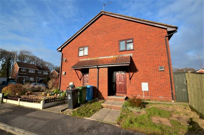 1 Bedroom Terraced House To Rent In Creekmoor, BH17