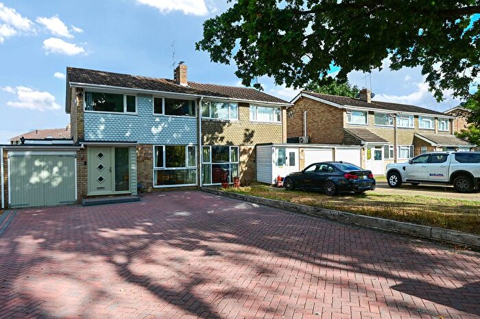 3 Bedroom Semi-Detached House For Sale In Darby Green Lane, Blackwater, Camberley, GU17