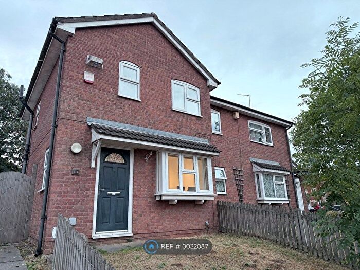 2 Bedroom Semi Detached House To Rent In Kent St North, Birmingham, B18
