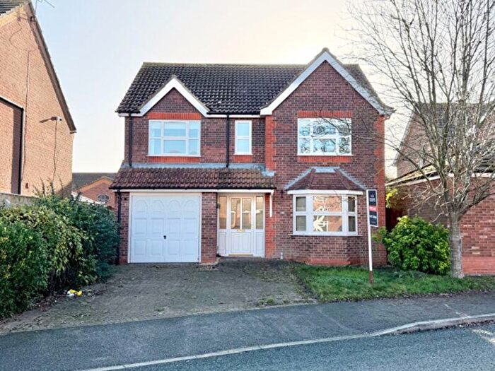 4 Bedroom Detached House For Sale In Midfield Road, Humberston, DN36