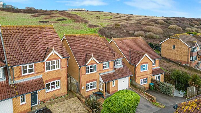 4 Bedroom Detached House For Sale In Court Farm Road, Newhaven, BN9