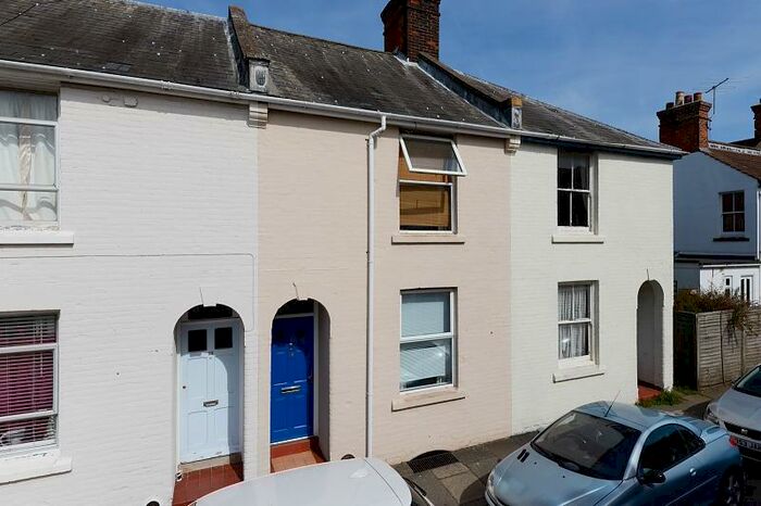 3 Bedroom Semi-Detached House To Rent In York Road, Canterbury, CT1