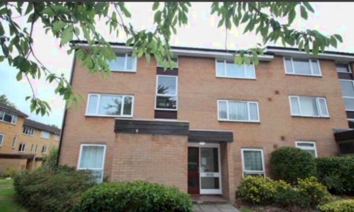 1 Bedroom Flat To Rent In Chepstow Road, Croydon, Surrey, CR0