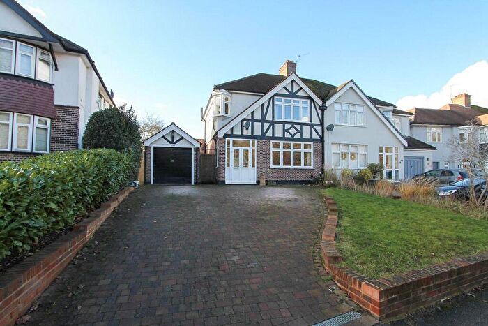 3 Bedroom Semi Detached House For Sale In Foresters Drive, South Wallington, SM6