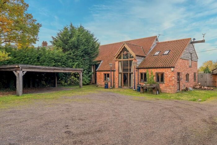 4 Bedroom Barn Conversion For Sale In Church Road, Ellough, Beccles, NR34