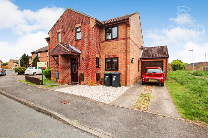 3 Bedroom Semi-Detached House For Sale In Law Close, Littleport, CB6