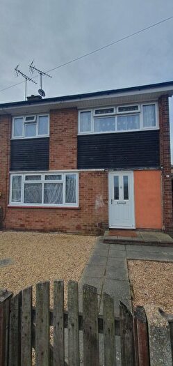 3 Bedroom End Terrace House To Rent In Church Road, Tilbury, RM18