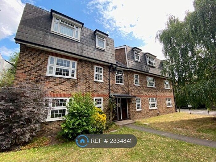 Studio To Rent In Hillier Lodge, Teddington, TW11