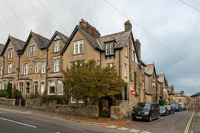 6 Bedroom End Of Terrace House To Rent In New Road, Kirkby Lonsdale, LA6