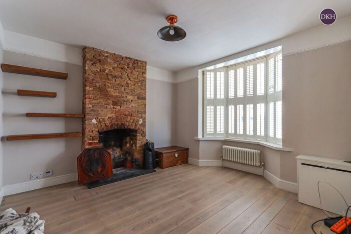3 Bedroom End Of Terrace House For Sale In Church Lane, Kings Langley, Hertfordshire, WD4