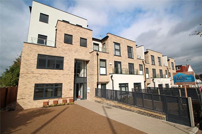 2 Bedroom Apartment To Rent In Waterfall Road, New Southgate, N11
