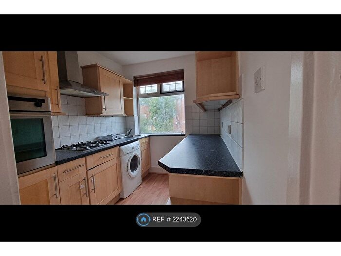 1 Bedroom Flat To Rent In Holder Hill Crescent, London, NW4