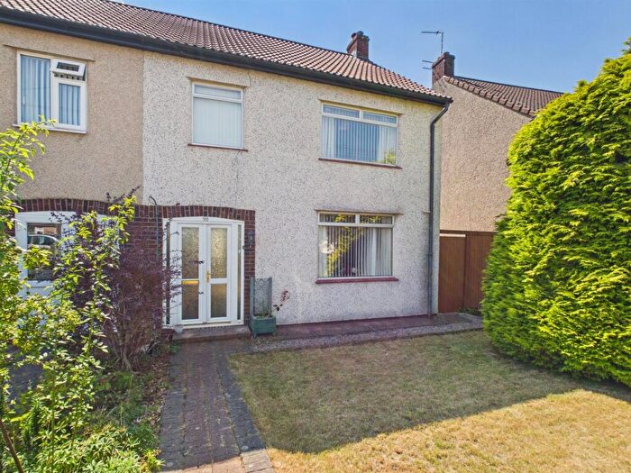 3 Bedroom Semi-Detached House For Sale In Memorial Road, Hanham, Bristol, BS15