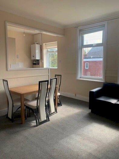 2 Bedroom Apartment To Rent In Johnson Street South Shields, NE33