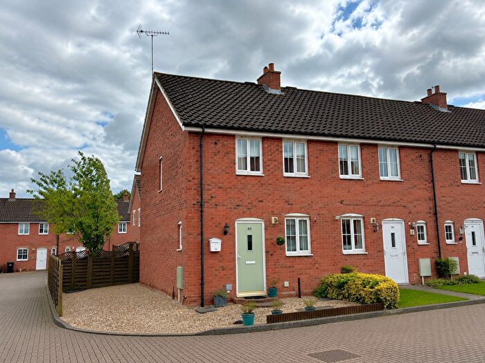 2 Bedroom End Of Terrace House For Sale In Beck Way, Thurlby, PE10