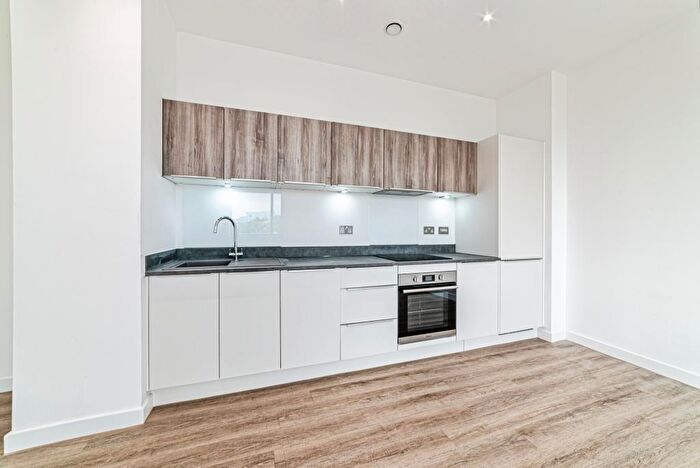 2 Bedroom Apartment To Rent In Normandy House, Basingstoke, RG21