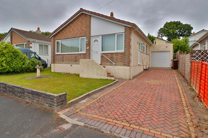 3 Bedroom Detached Bungalow For Sale In Churchtown Vale, Saltash, PL12