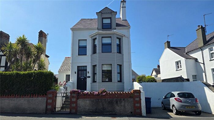 4 Bedroom Detached House For Sale In Walthew Avenue, Holyhead, Isle Of Anglesey, LL65